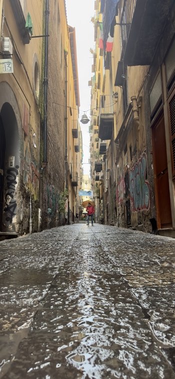  Narrow Street in Italy