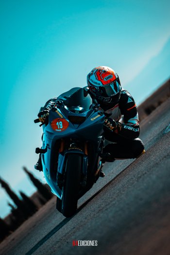 vehicle motorcycle Phone Wallpaper