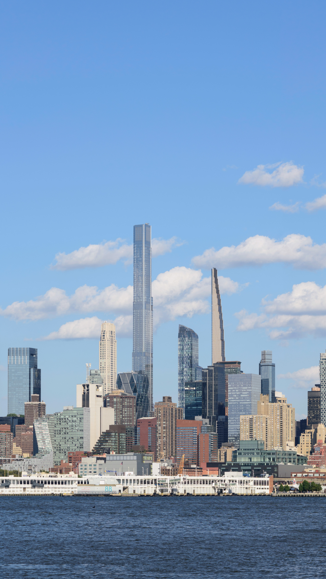 Ten-segment panorama of Midtown Manhattan, New York City, as viewed from Weehawken, New Jersey by King of Hearts