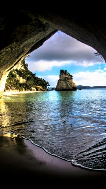  Beach Cave