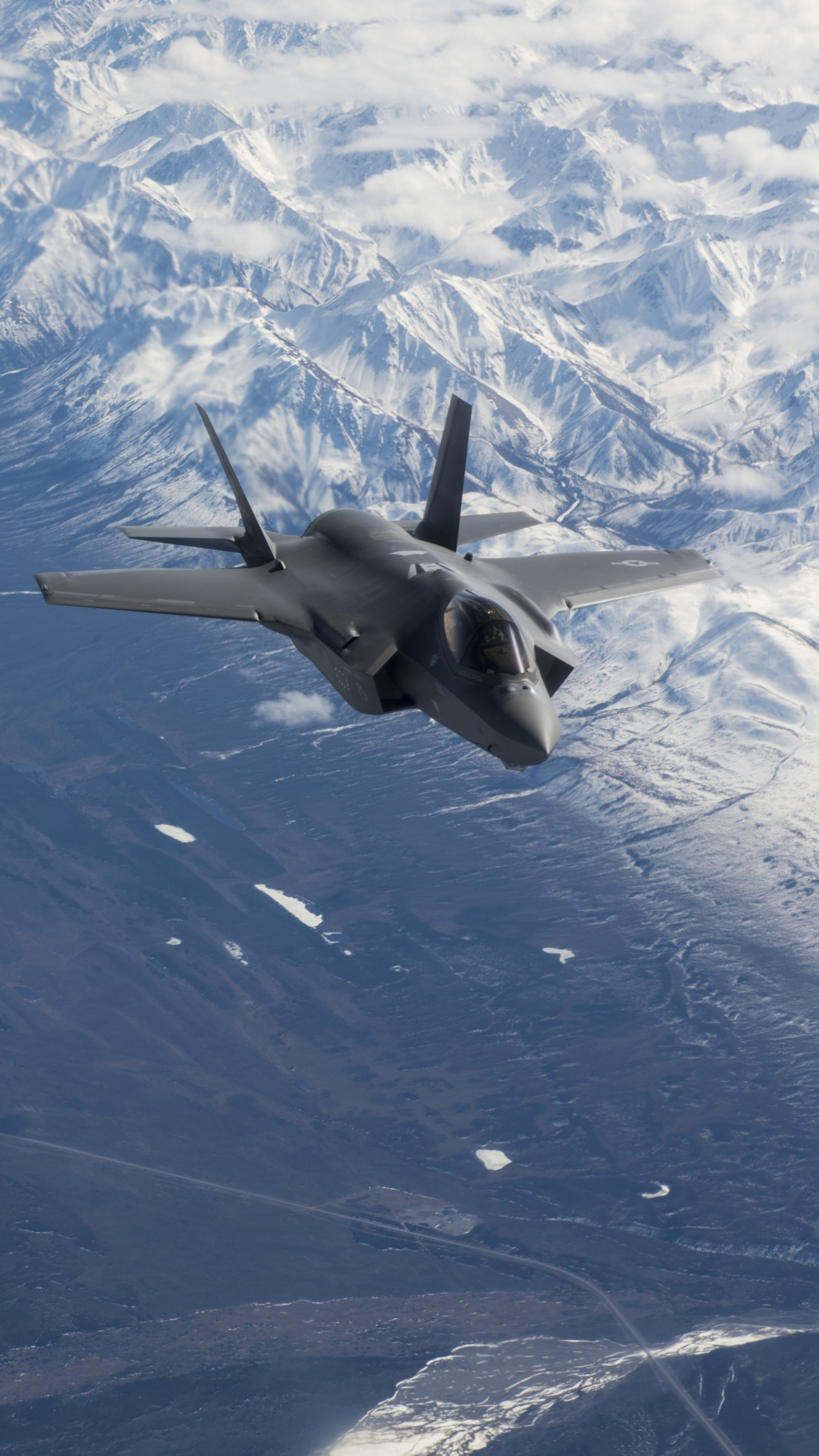 Lockheed Martin F-35 Lightning II iPhone Wallpapers